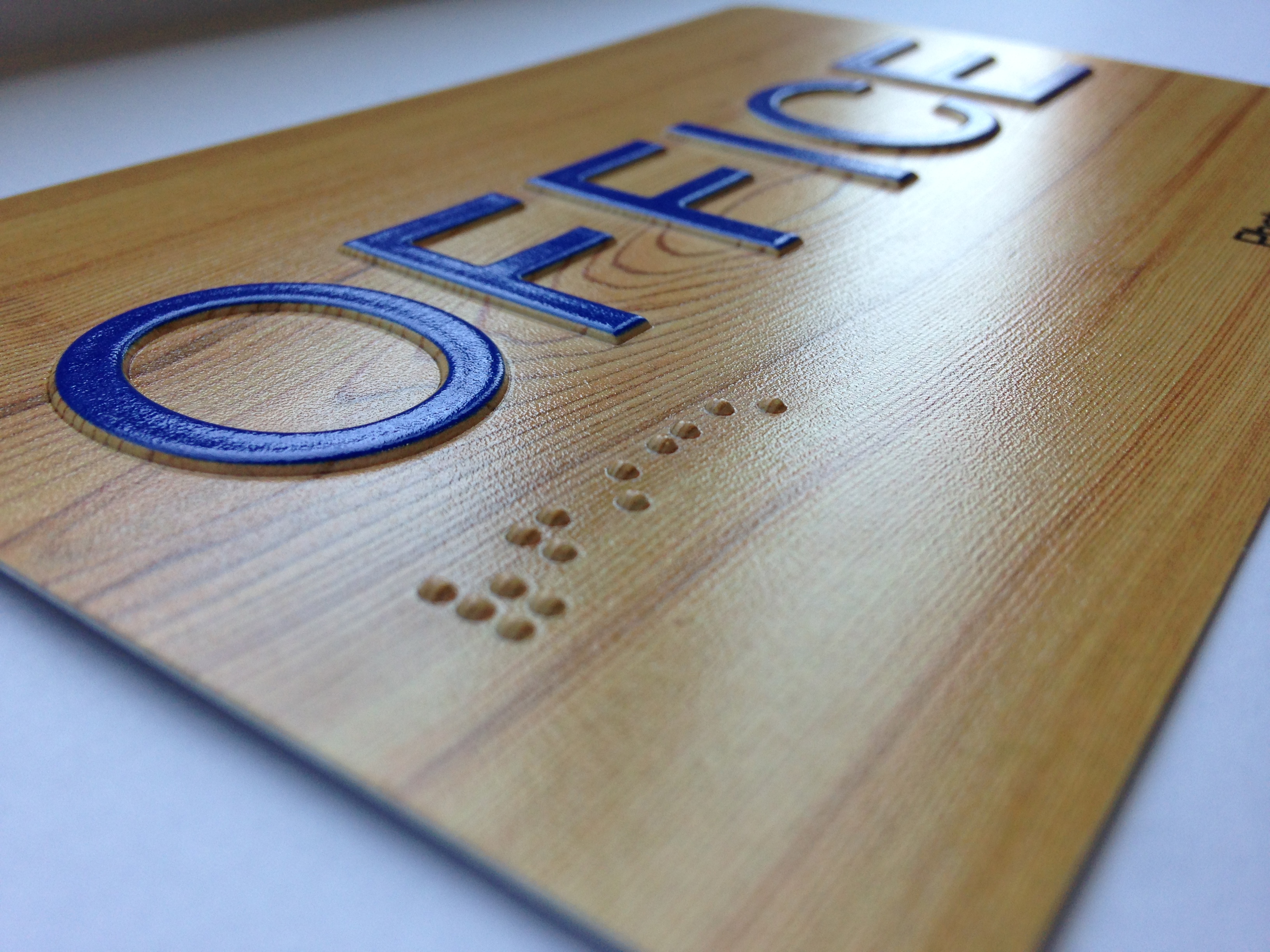Braille Sign Printer ADA Braille Signs Machine Manufacturer